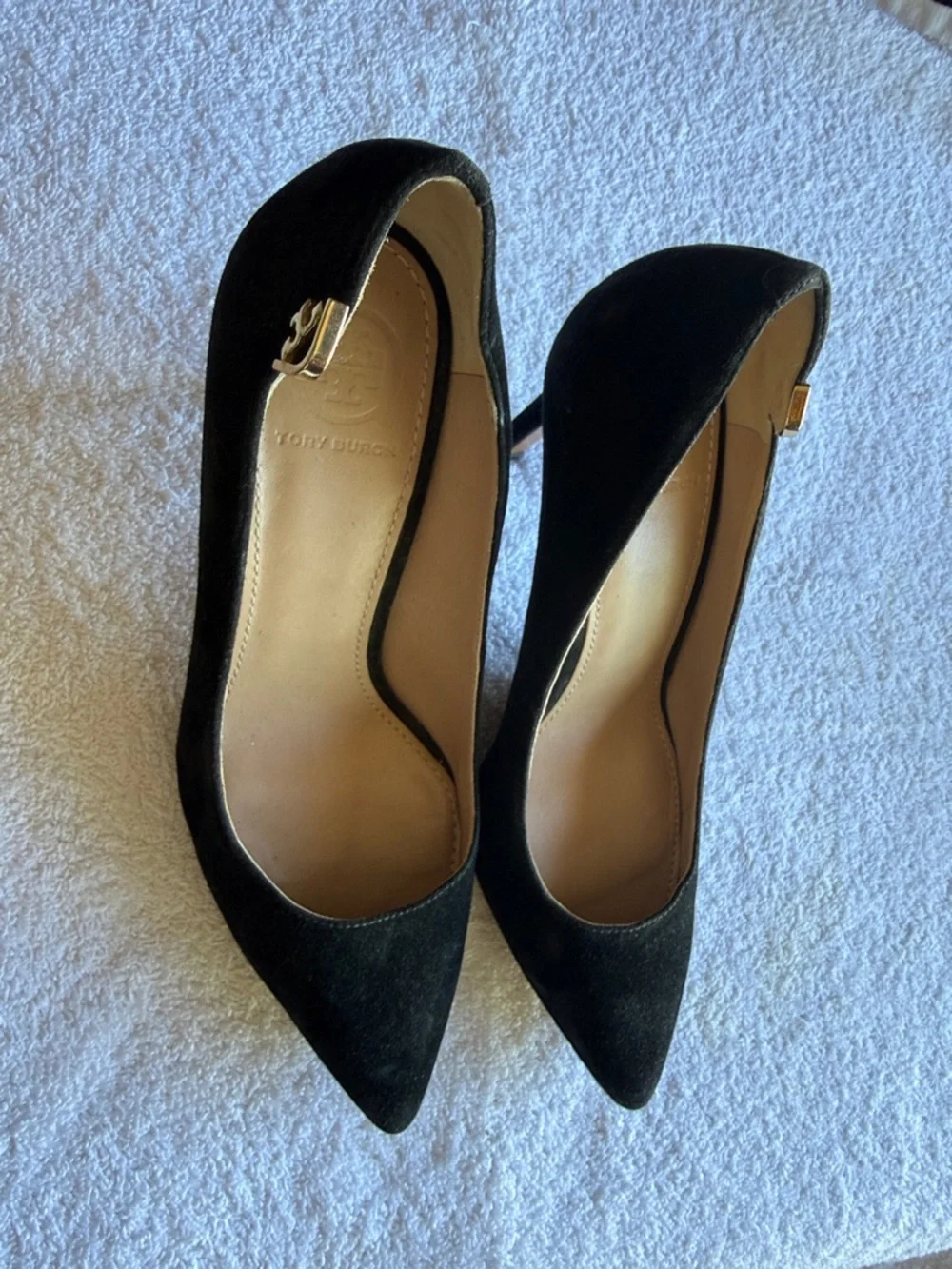 Tory Burch Black Suede Pointed Toe Stiletto Pumps - Picture 2 of 9